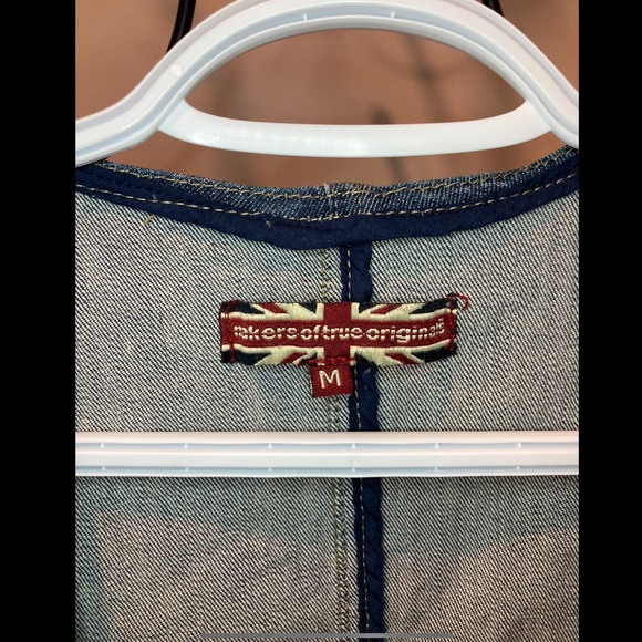 No sleeves jeans jacket - Picture 2 of 3